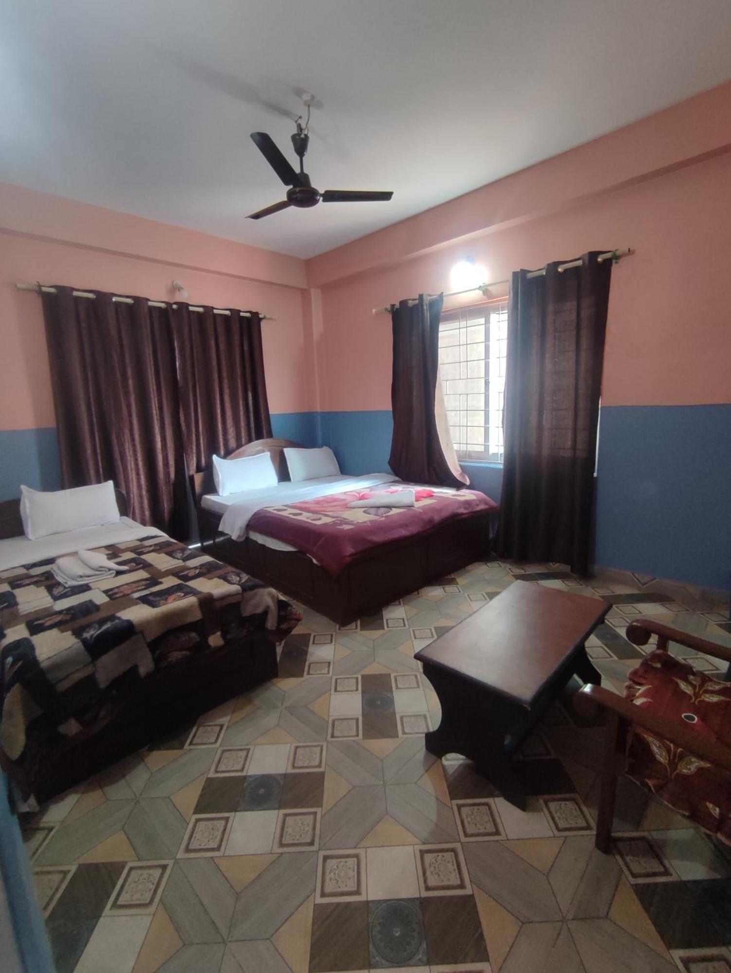 Krishna Inn Pokhara Extérieur photo