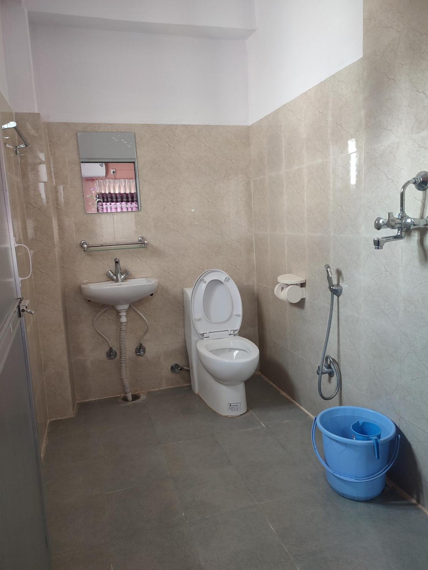 Krishna Inn Pokhara Extérieur photo