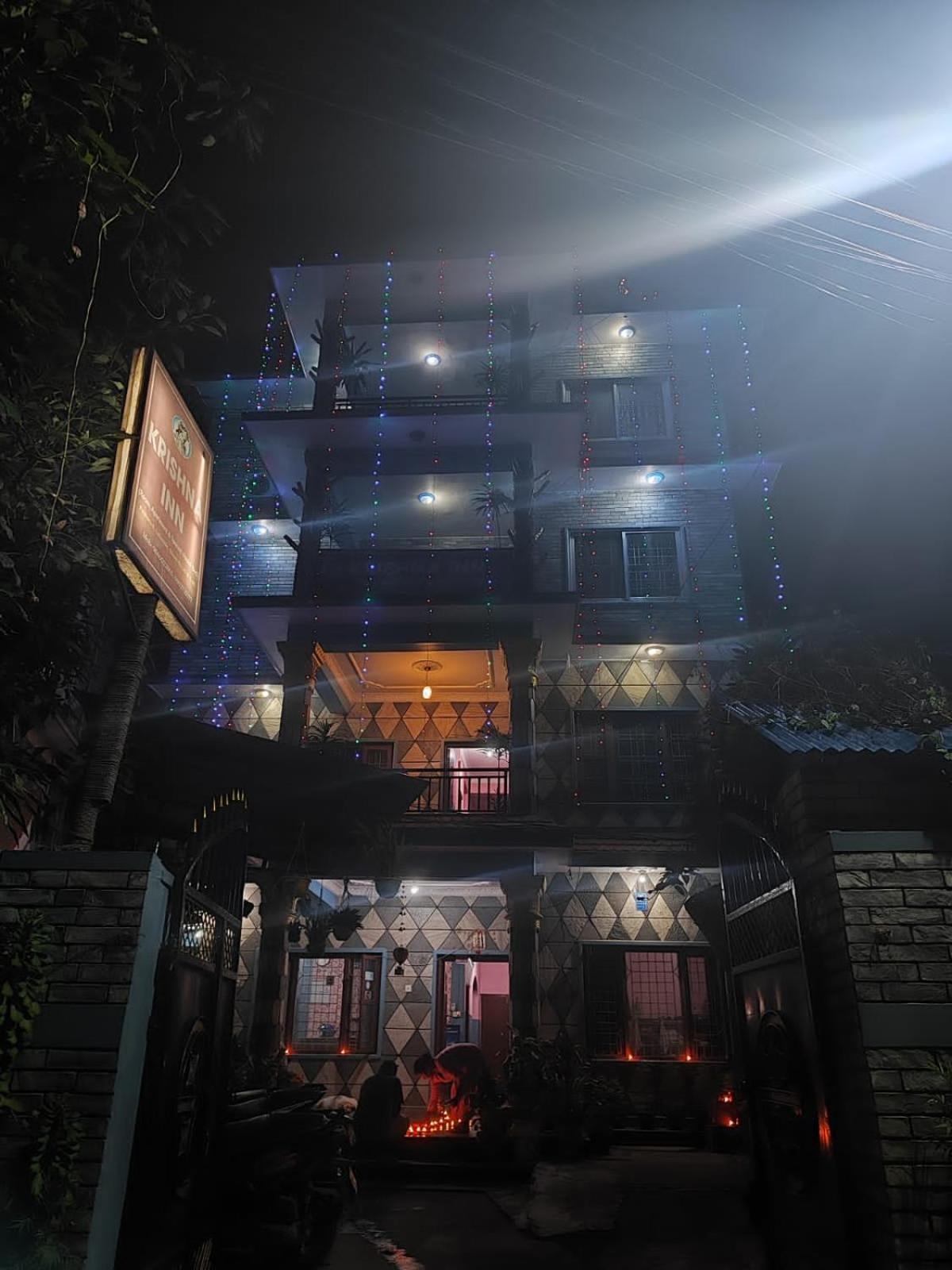 Krishna Inn Pokhara Extérieur photo
